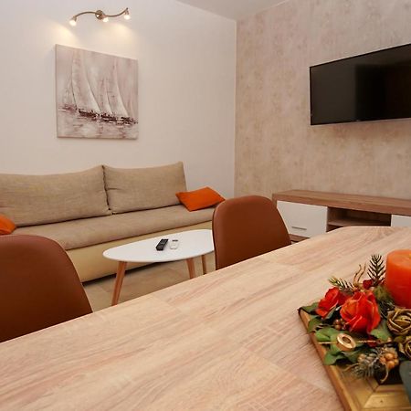 Apartment Ajdukovic Vodice Luaran gambar
