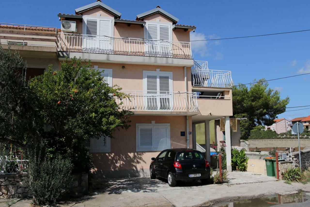 Apartment Ajdukovic Vodice Luaran gambar